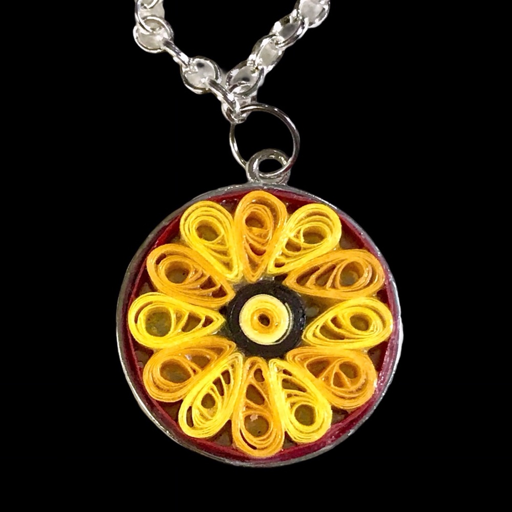 Handmade Quilled sunflower pendant necklace QN-4